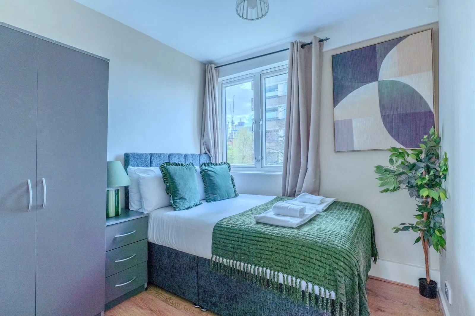 Kingsnorth House, Ladbroke Grove, W10 6SH - image 4