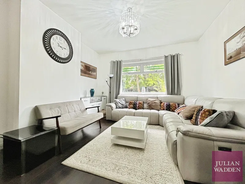 Alandale Road, Stockport, SK3 0TU - image 2