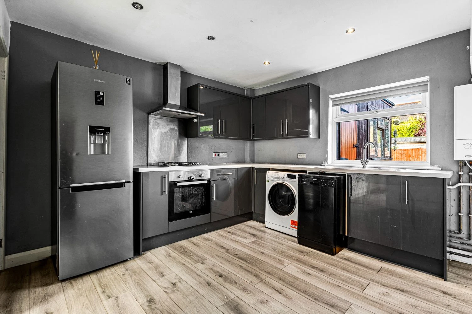 Curzon Avenue, Wigston, LE18 4LJ - image 2