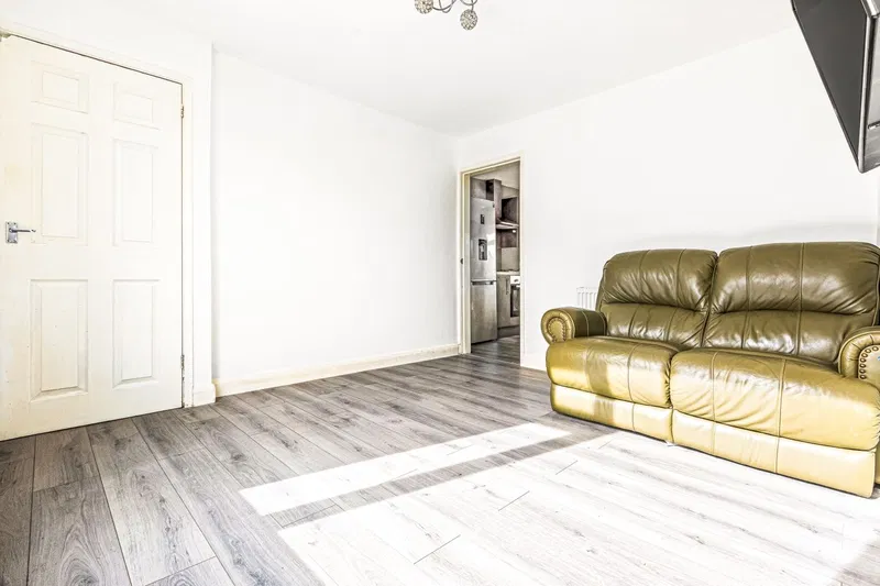 Curzon Avenue, Wigston, LE18 4LJ - image 3