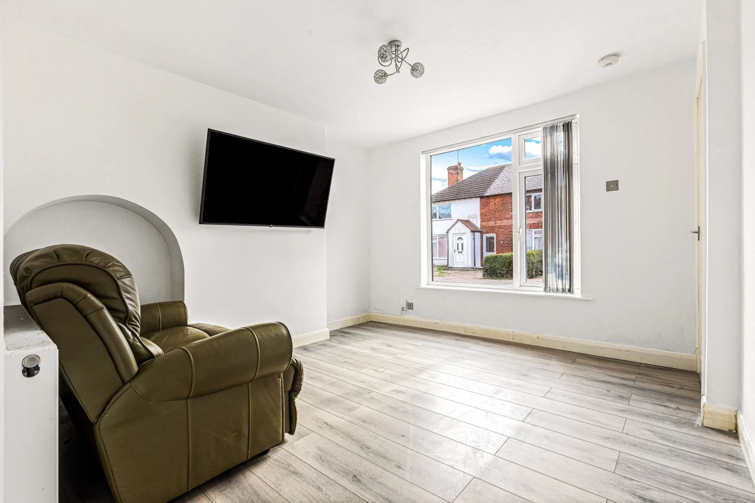 Curzon Avenue, Wigston, LE18 4LJ - image 4