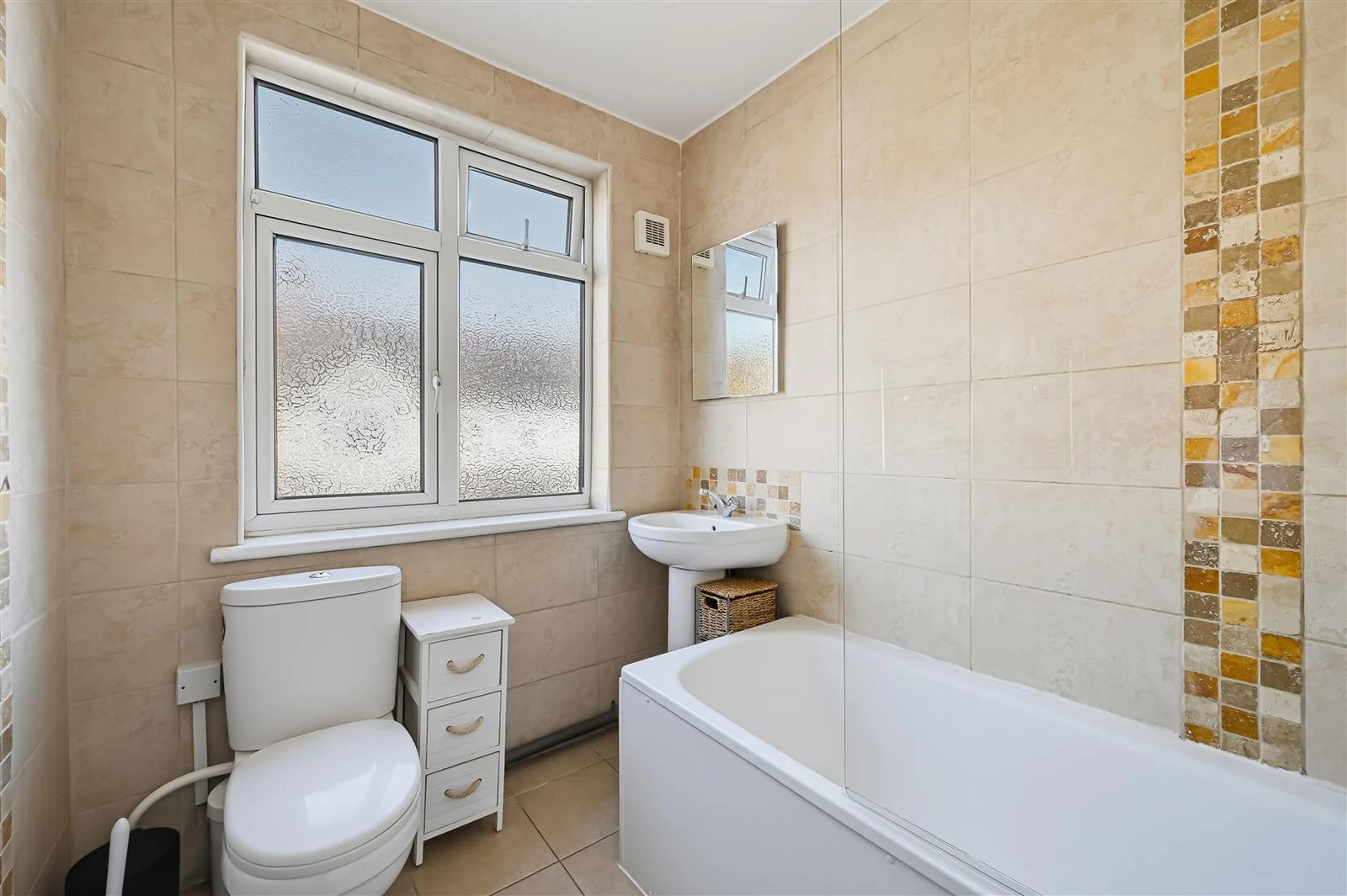 Dinton Road, Colliers Wood, SW19 - image 6