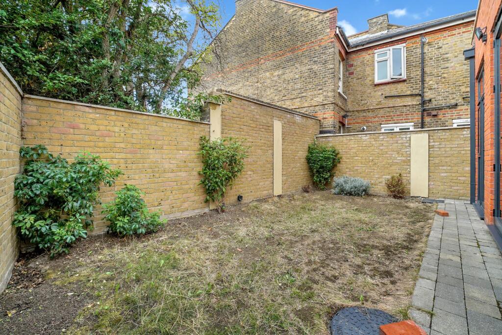 Leucha Road, London, E17 - image 11