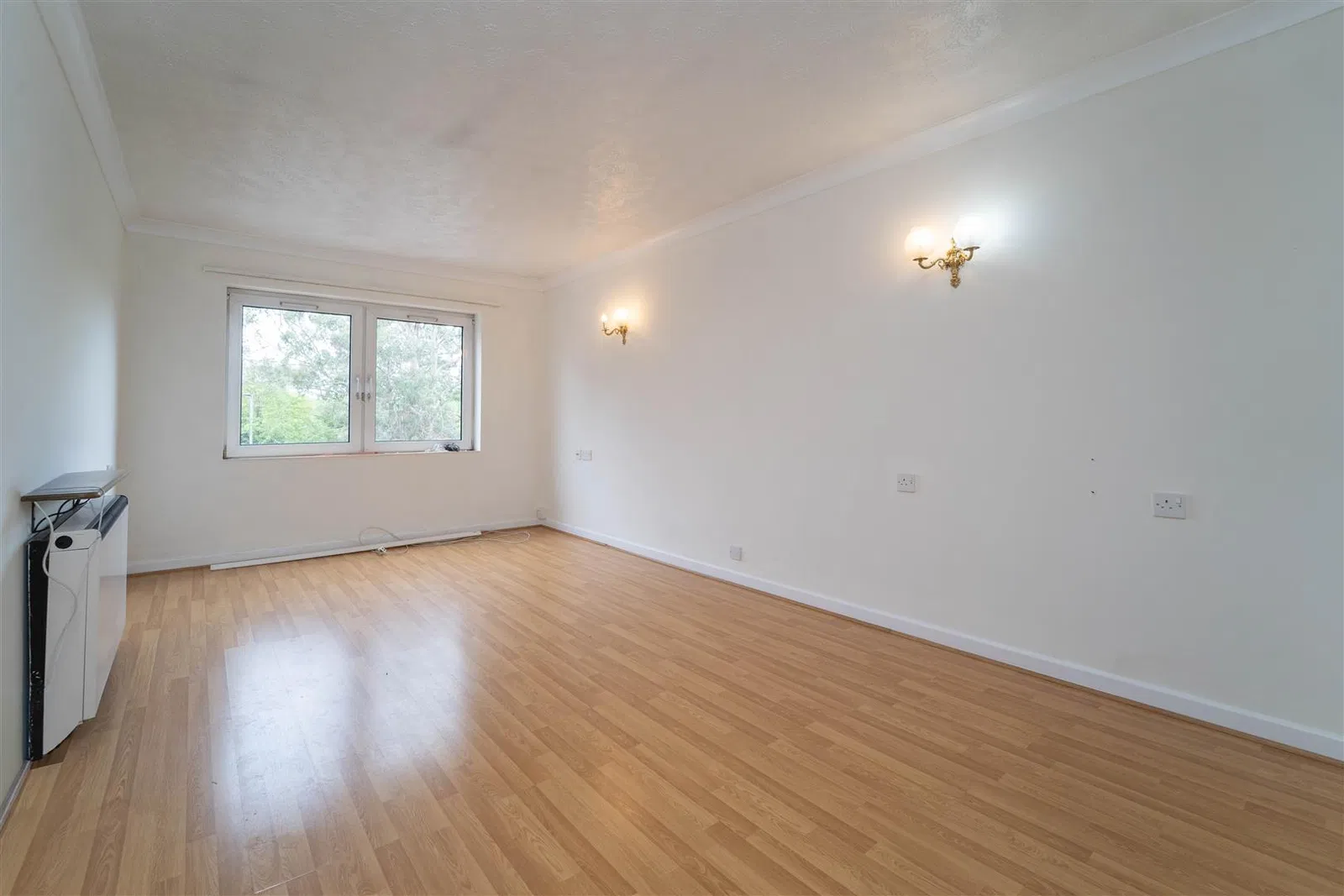 Ryland House, Edge Lane, Chorlton - image 2
