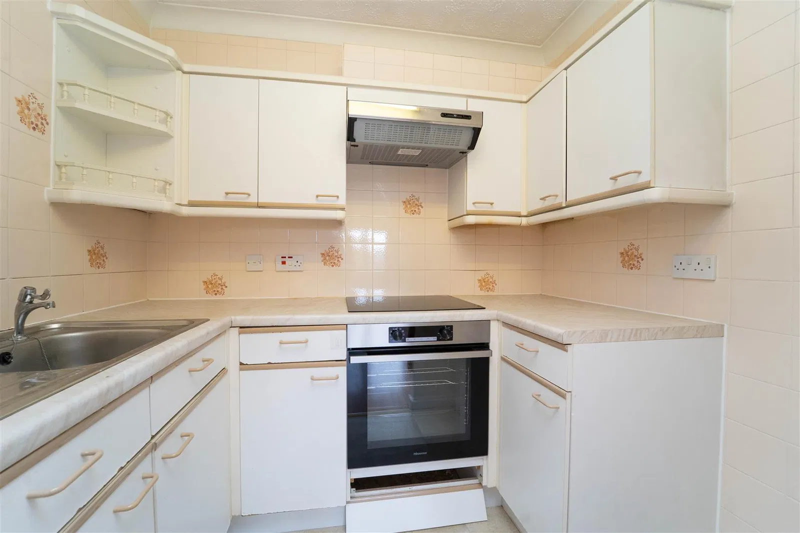 Ryland House, Edge Lane, Chorlton - image 3