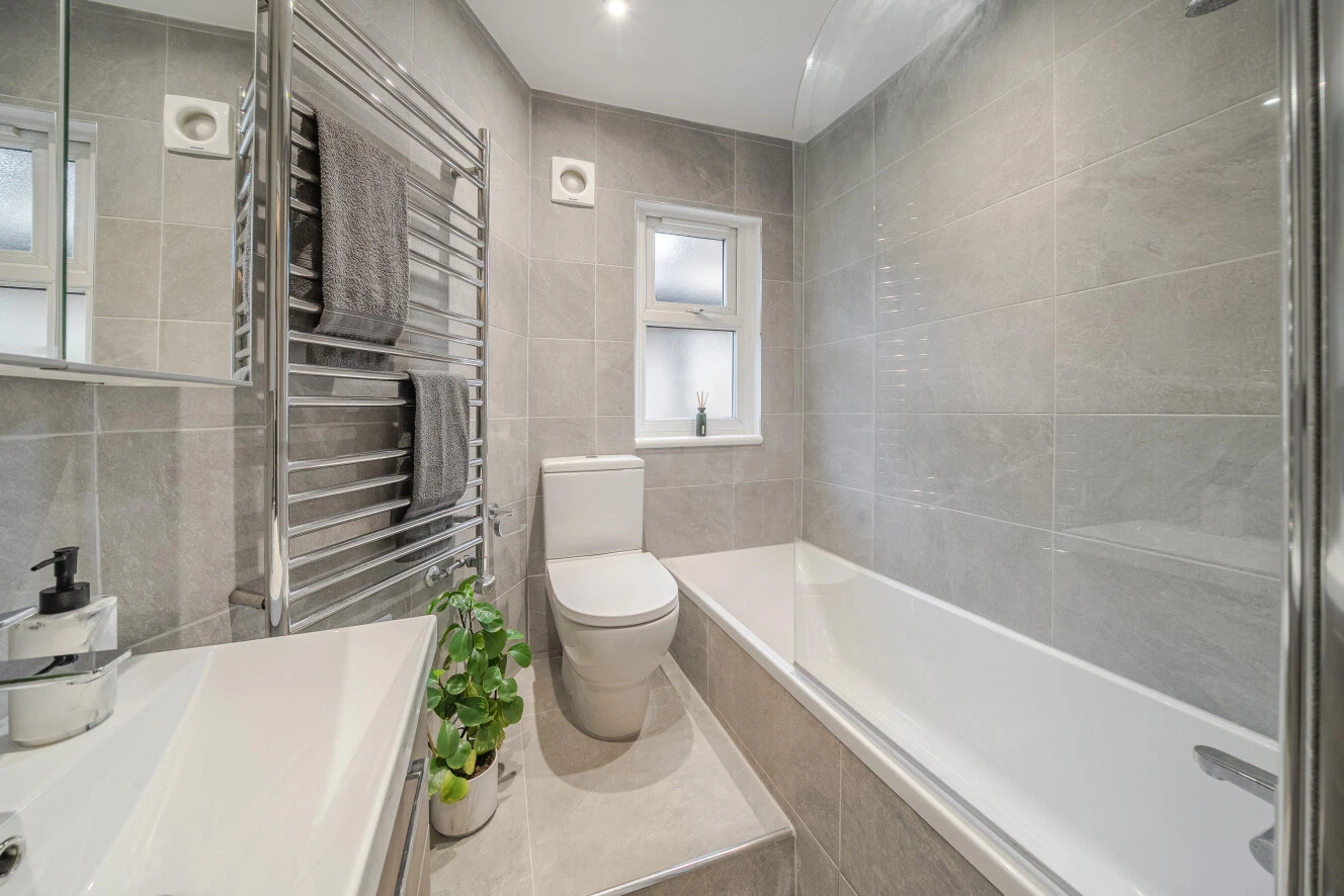 Bromfelde Road, London, SW4 - image 4