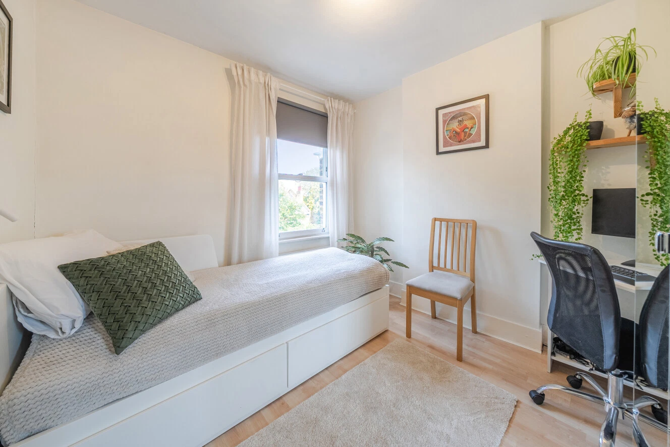 Bromfelde Road, London, SW4 - image 8