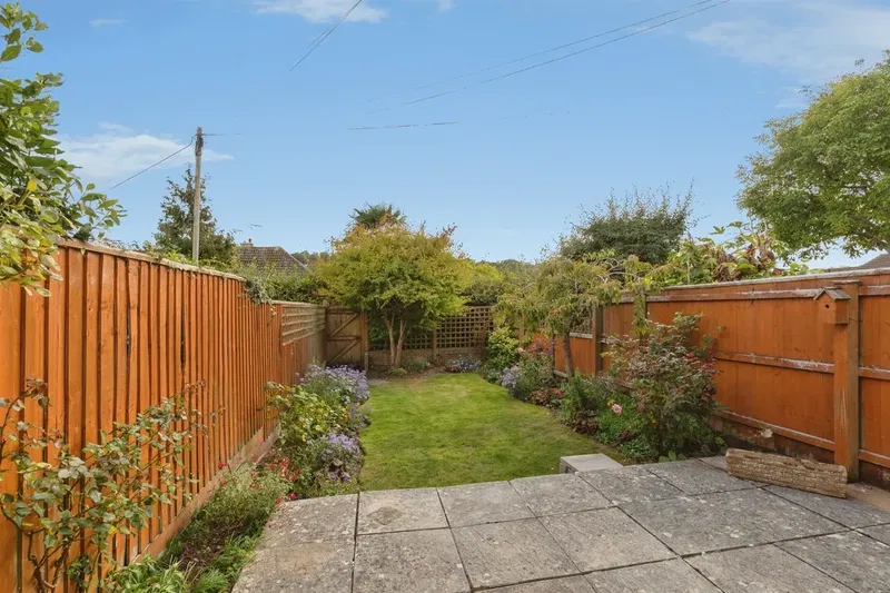 Walnut Drive, Bath - image 2