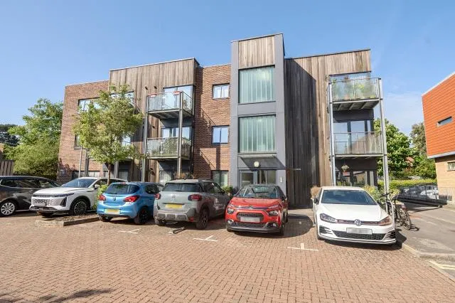 Blackburn Close, Headington, Oxford, OX3