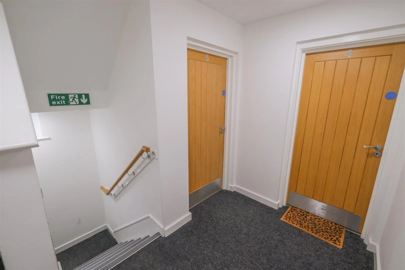 Balmoral Place, Halifax, HX1 2BG - image 12