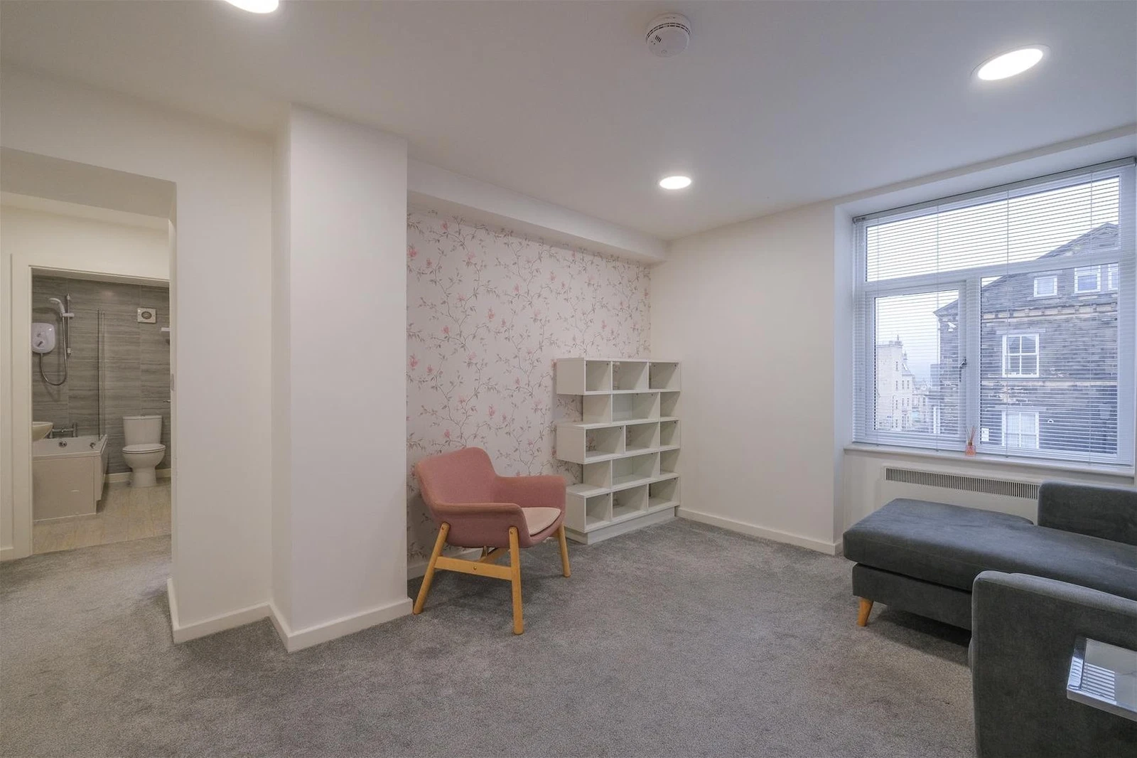 Balmoral Place, Halifax, HX1 2BG - image 4