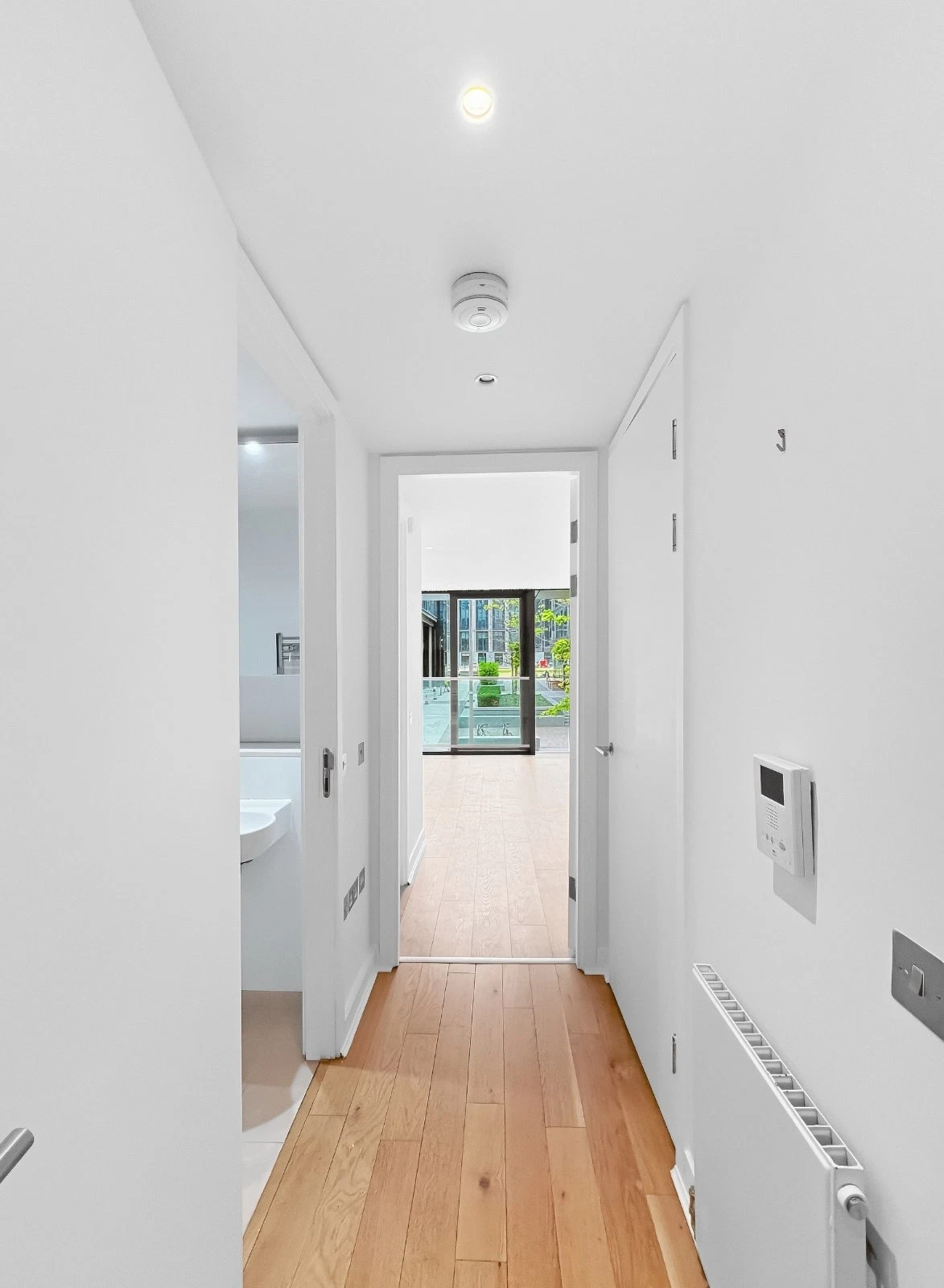 21/4 Simpson Loan, Quartermile, Edinburgh, EH3 - image 10