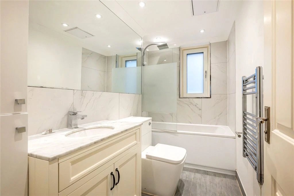 Southwick Street, London, W2 - image 11