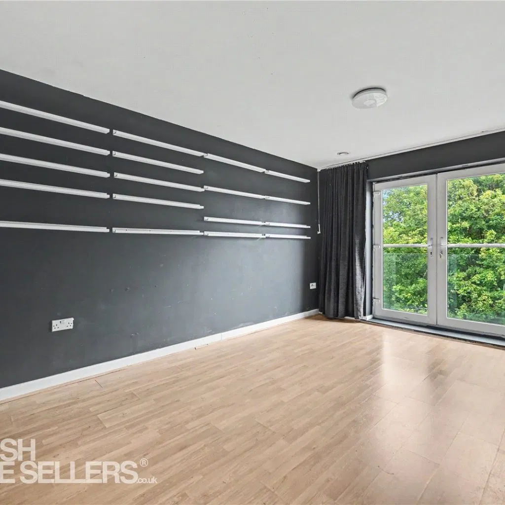 Admiral Drive, Stevenage, Hertfordshire, SG1 4GA - image 2