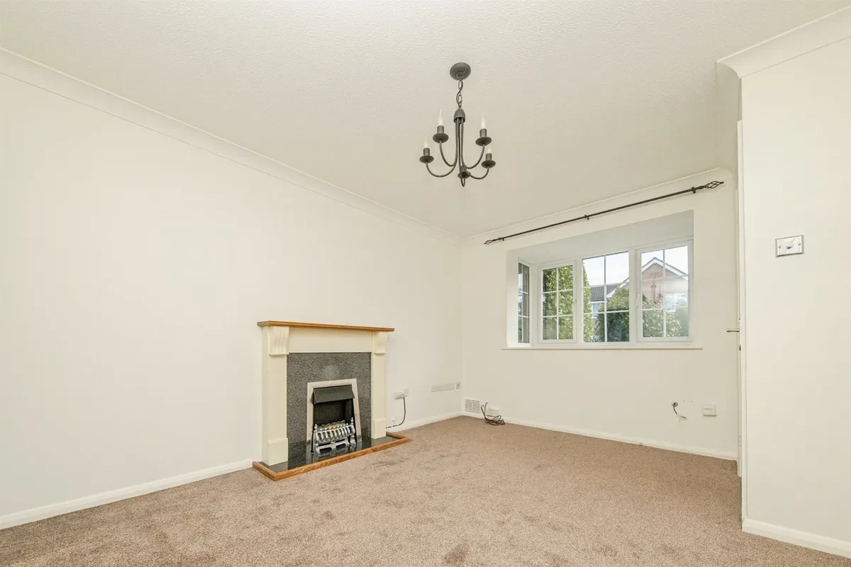 Hunters Ridge, Highwoods, Colchester - image 4