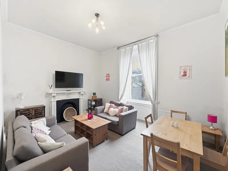 44/1 Frederick Street, New Town, Edinburgh, EH2 - image 3