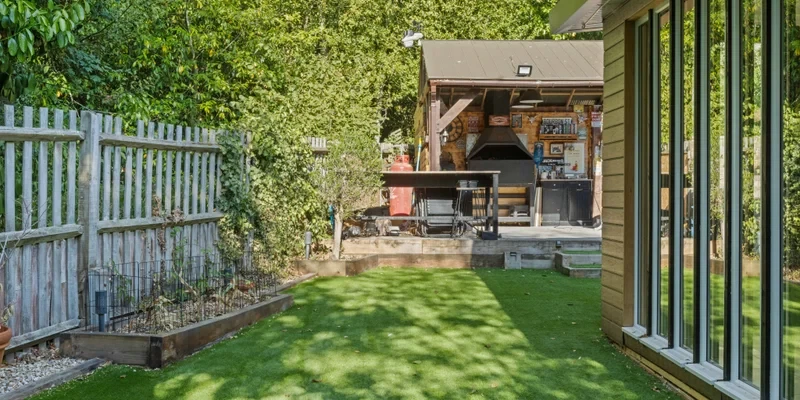 The Junipers, Wokingham, Barkham, RG41 - image 25