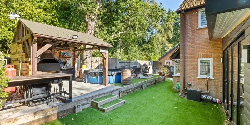The Junipers, Wokingham, Barkham, RG41 - image 35