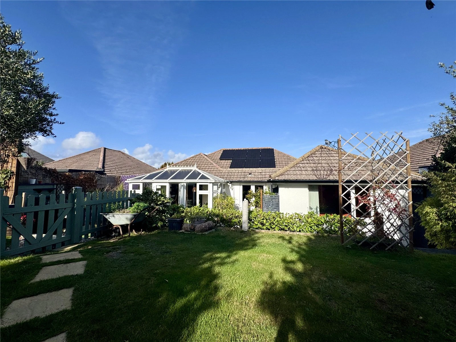 Barton Drive, Barton On Sea, Hampshire, BH25 7JJ - image 13