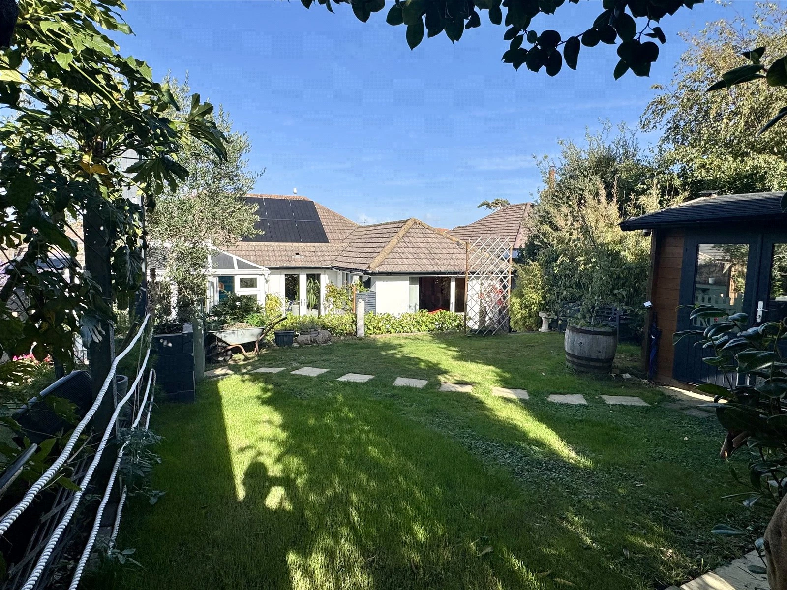 Barton Drive, Barton On Sea, Hampshire, BH25 7JJ - image 14