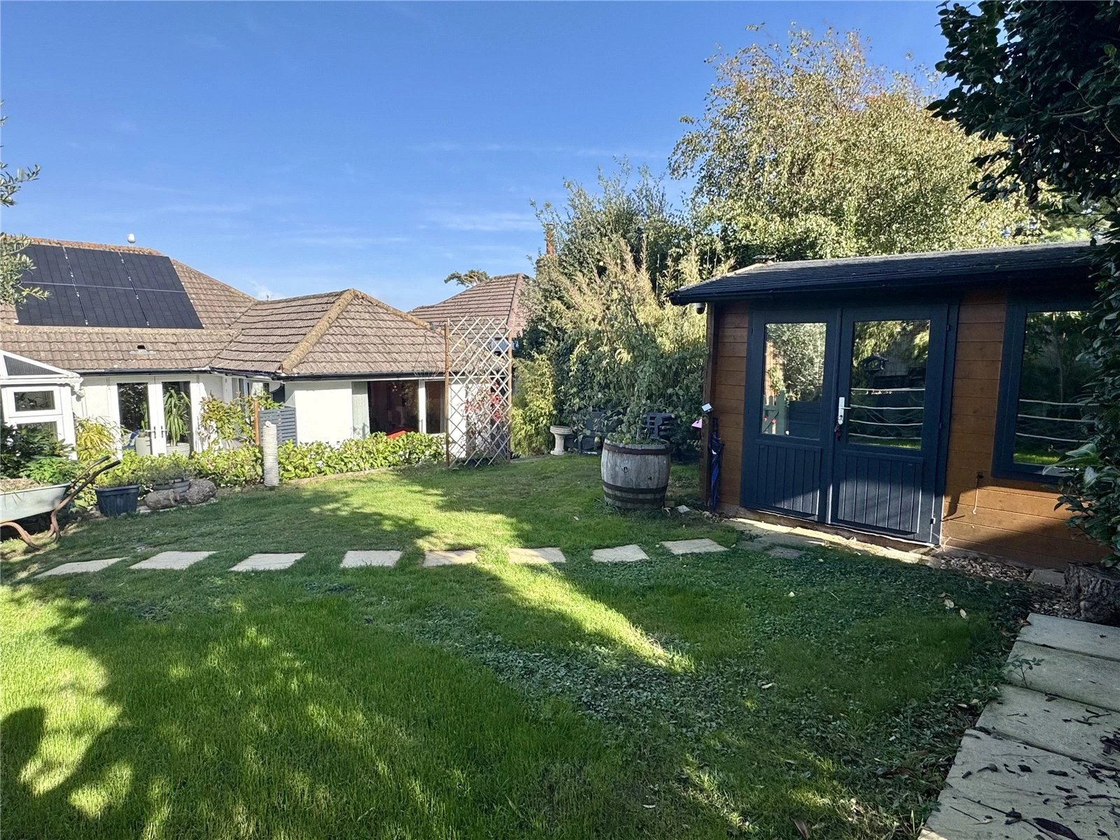 Barton Drive, Barton On Sea, Hampshire, BH25 7JJ - image 15
