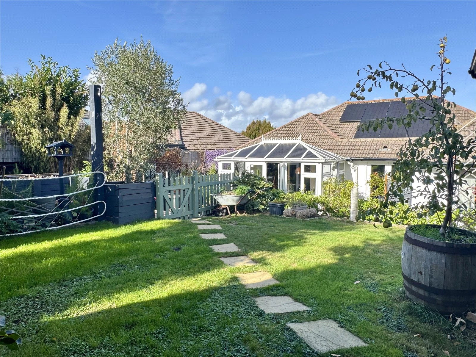 Barton Drive, Barton On Sea, Hampshire, BH25 7JJ - image 7