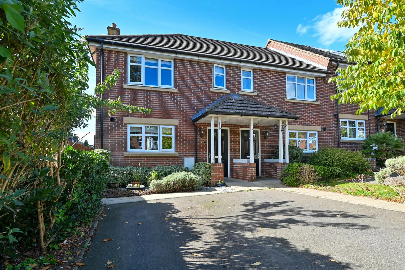 Tresham Close, Kettering, NN15 7BT - image 1