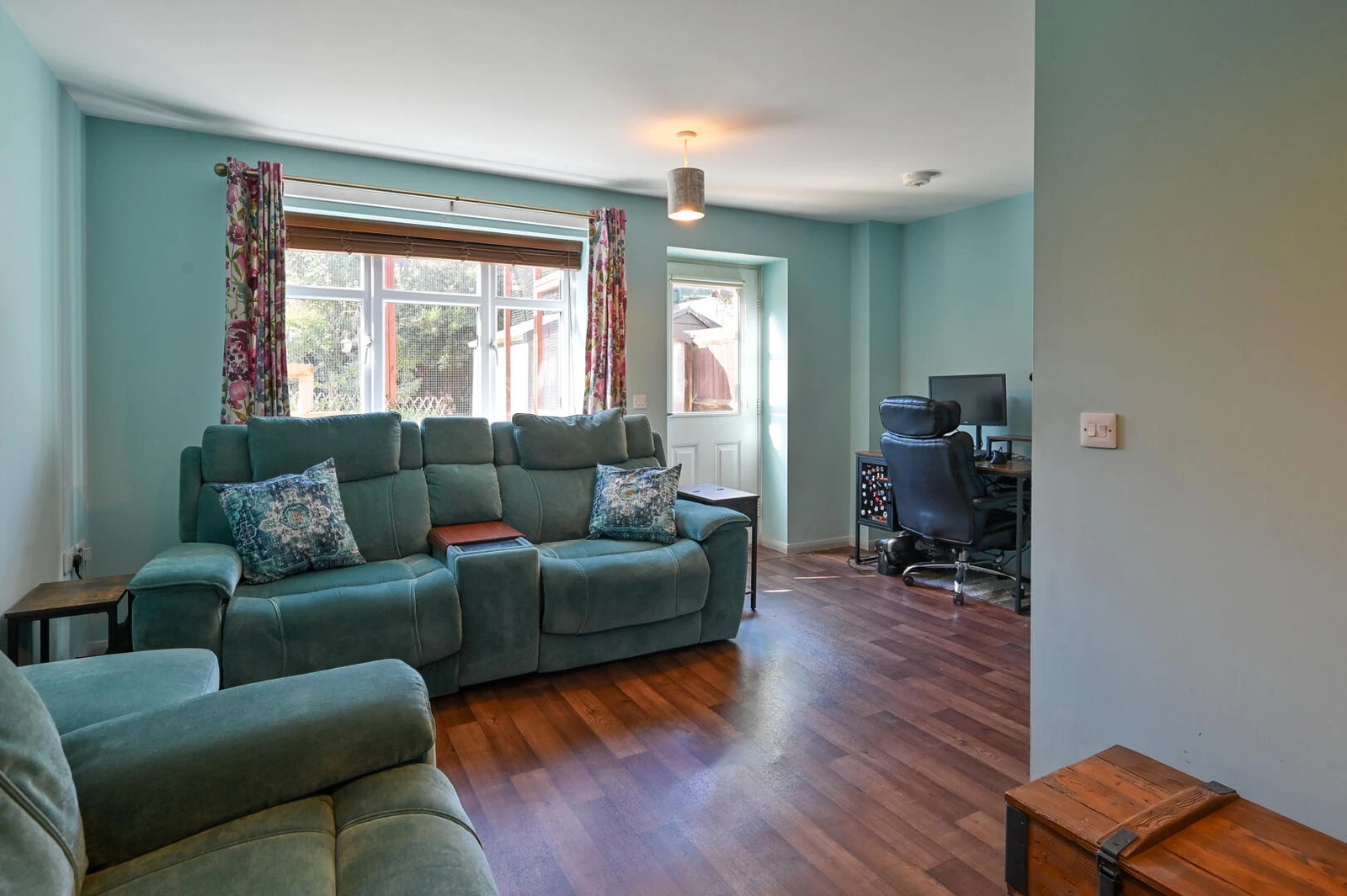 Tresham Close, Kettering, NN15 7BT - image 5