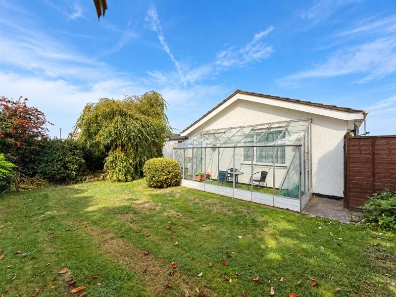 Smardon Avenue, Brixham - image 13