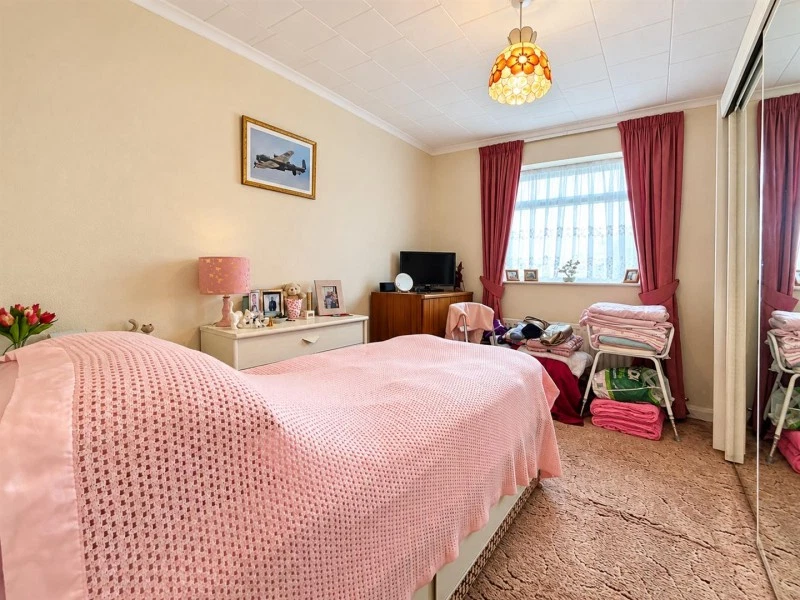 Smardon Avenue, Brixham - image 9