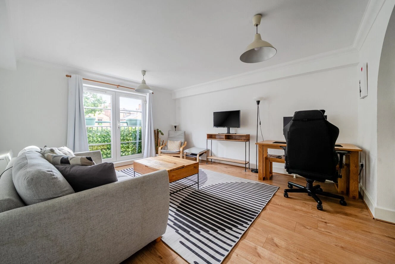Horn Lane, Acton, London, W3 - image 11