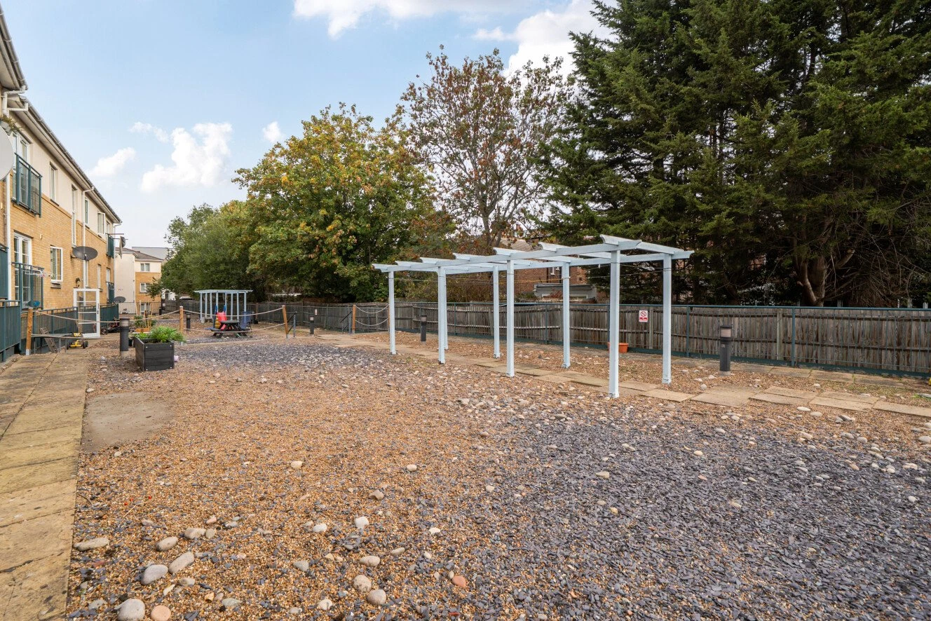 Horn Lane, Acton, London, W3 - image 6