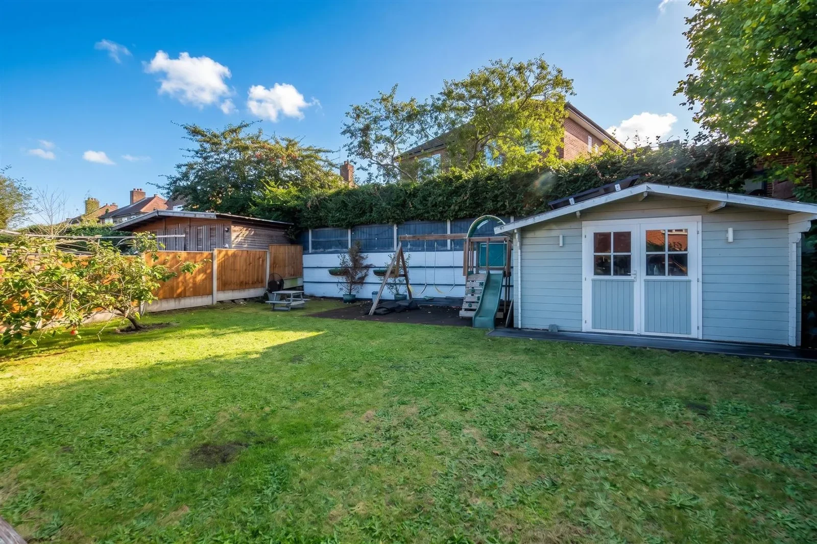 Sandileigh Avenue, Hale, Altrincham, WA15 - image 27