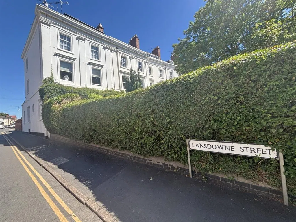Willes Road, Leamington Spa - image 1