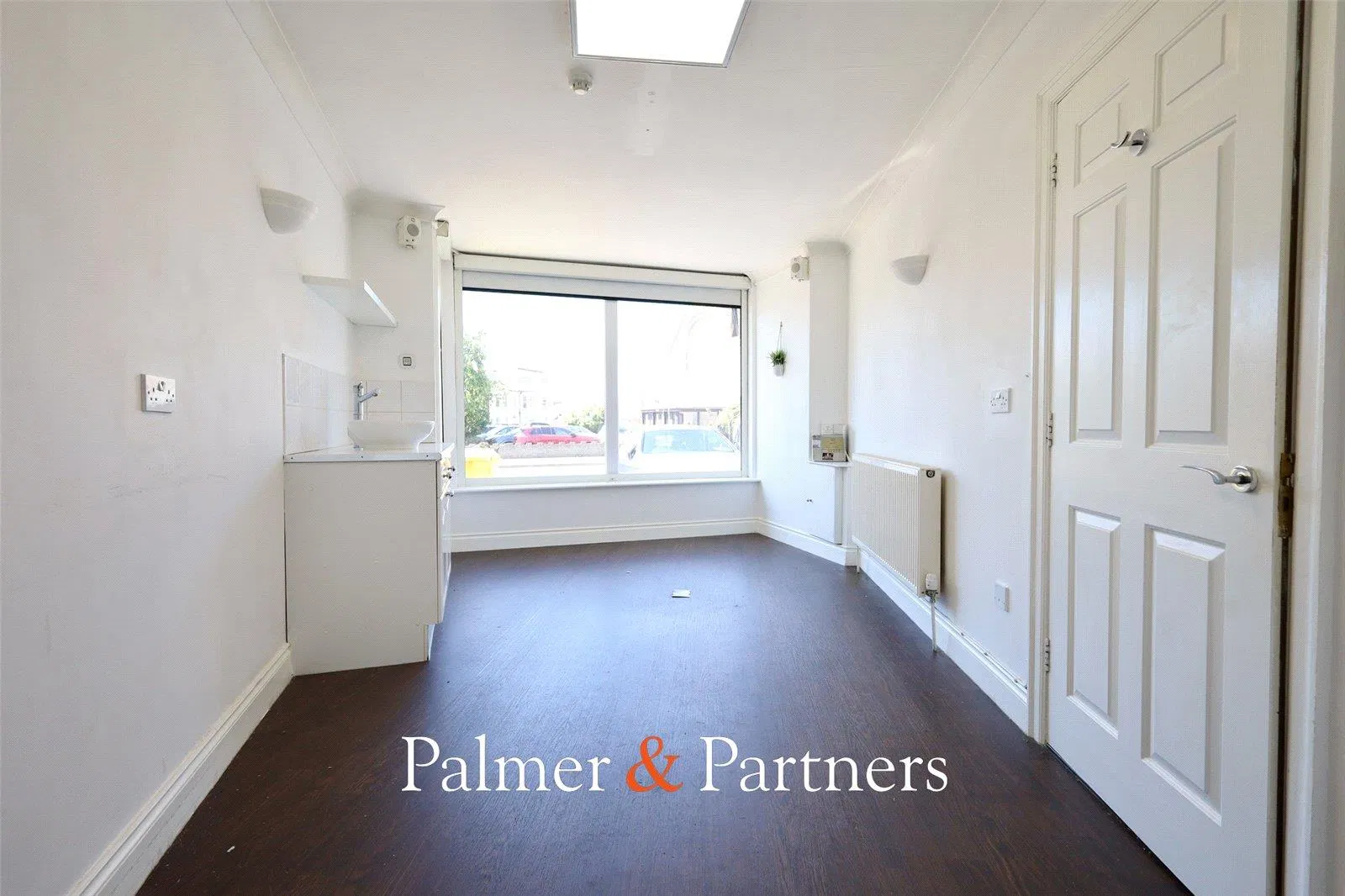 Pier Avenue, Clacton-on-Sea, Essex, CO15 - image 5