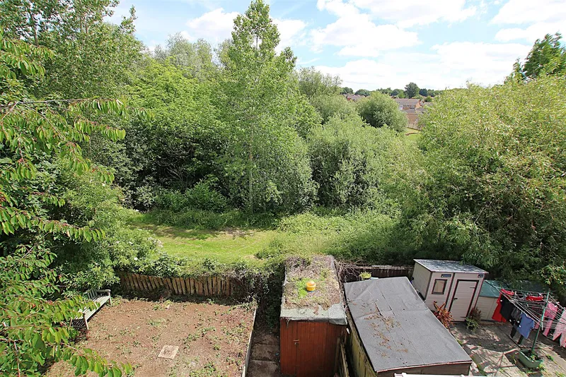 11, Alder Court, Northampton, NN3 8UQ - image 2