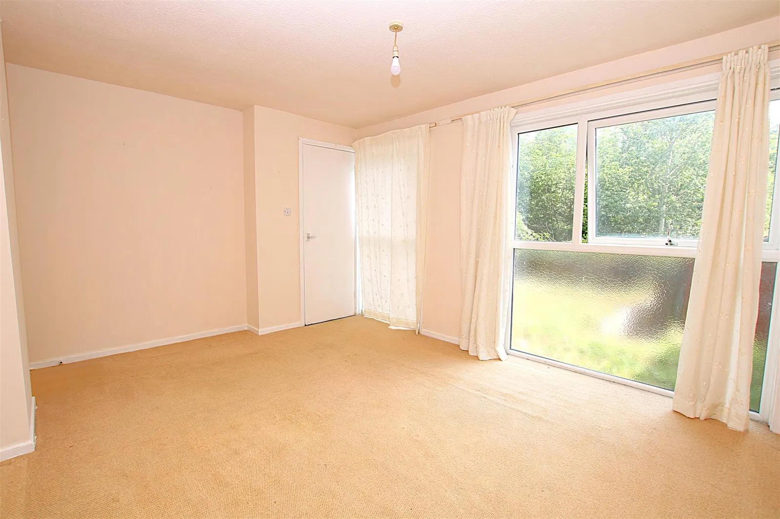 11, Alder Court, Northampton, NN3 8UQ - image 5