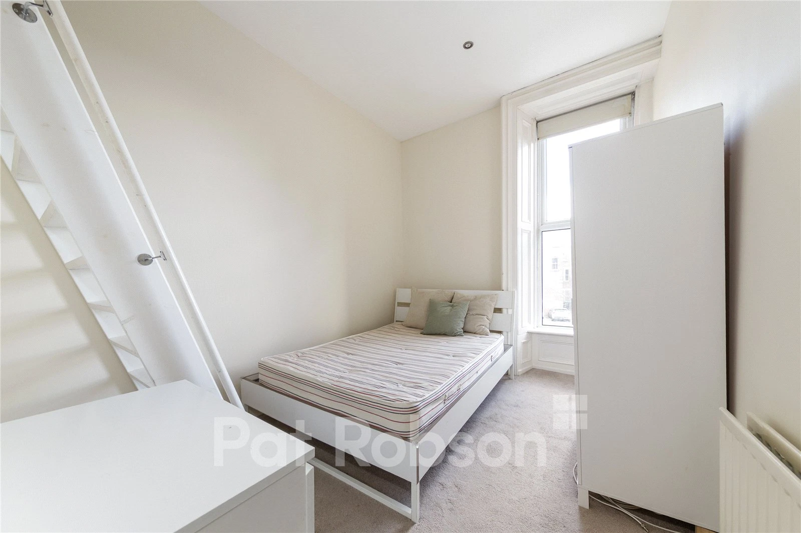 Osborne Terrace, Newcastle Upon Tyne - image 7
