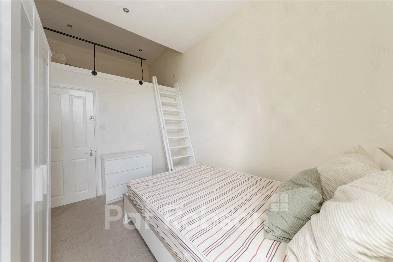 Osborne Terrace, Newcastle Upon Tyne - image 8