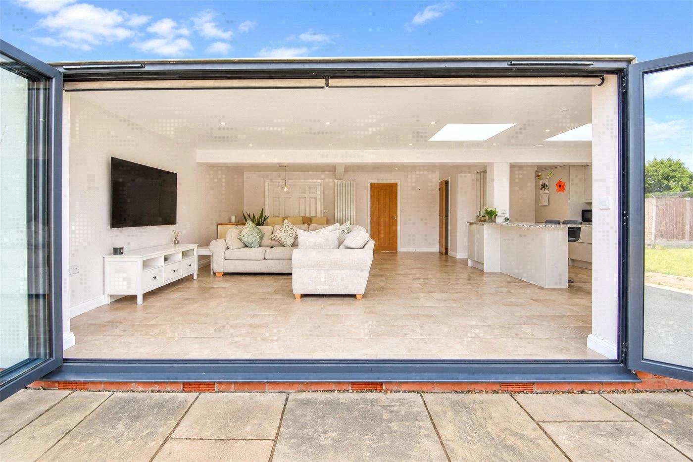 Cardiff Close, Great Sutton, Ellesmere Port, Cheshire, CH66 2GR - image 11