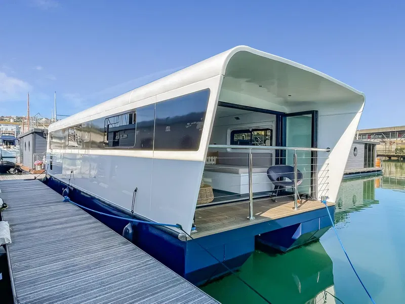 Brighton Marina, Brighton, BN2 - image 3
