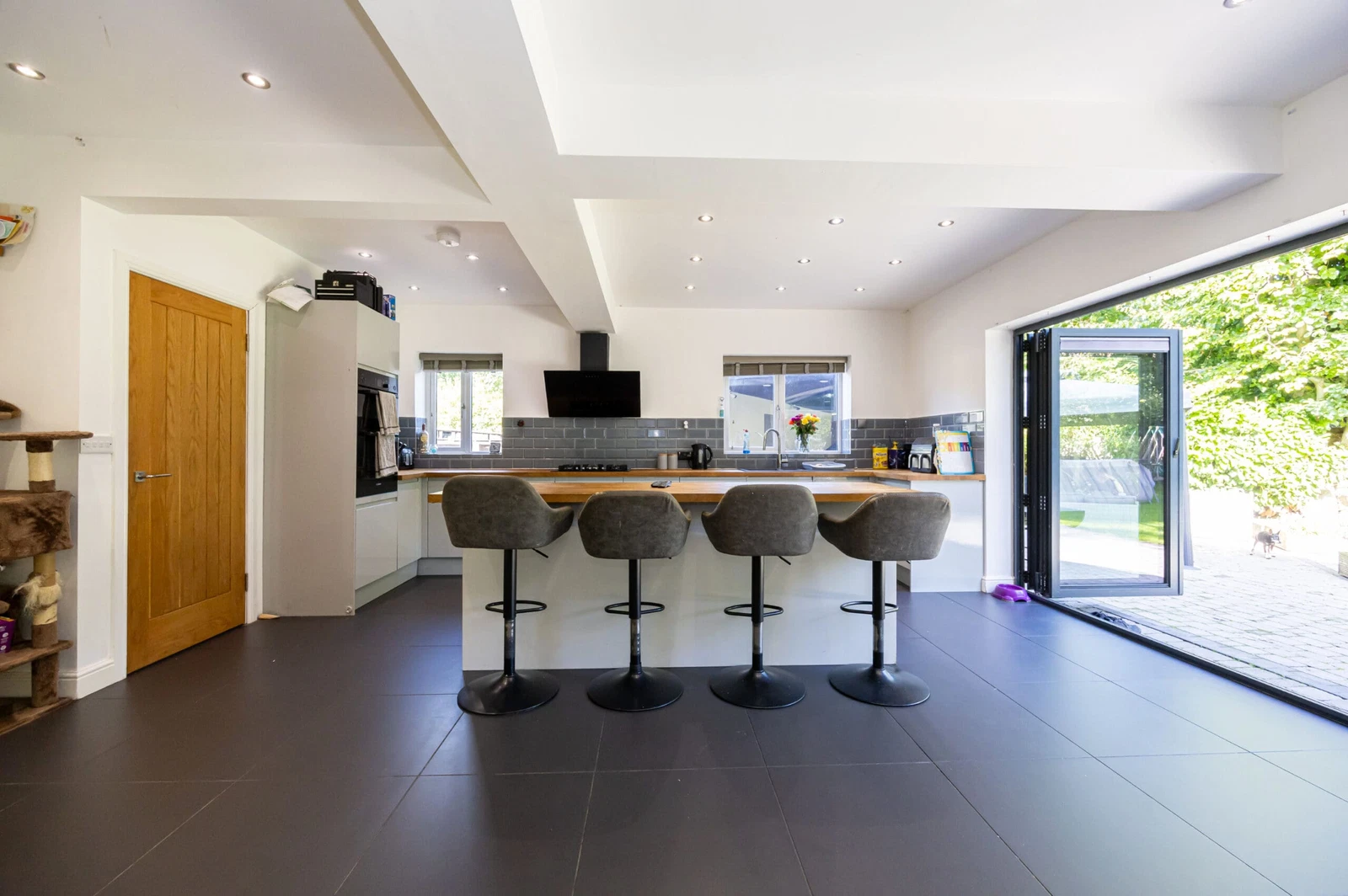 The Grove, Flixton, M41 6JB - image 5
