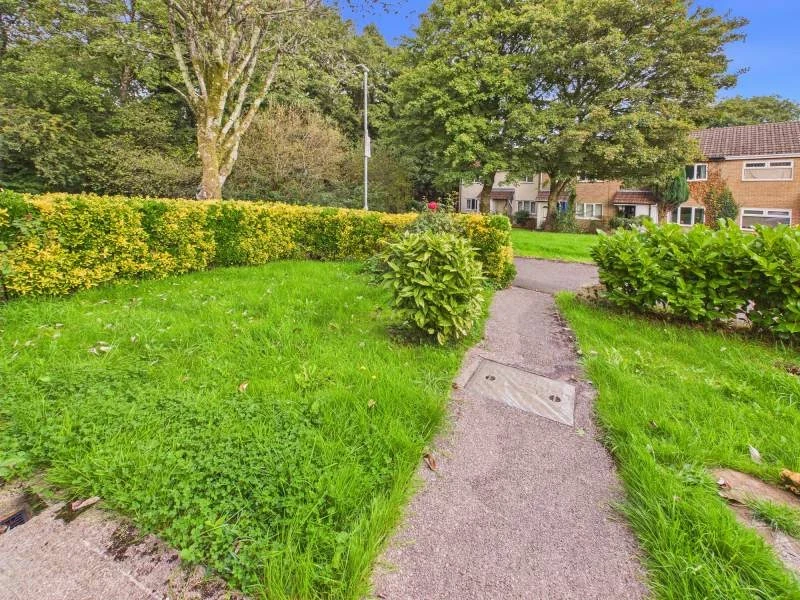 Oakridge, Cardiff, CF14 - image 6