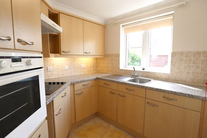 Butts Road, Exeter - image 4