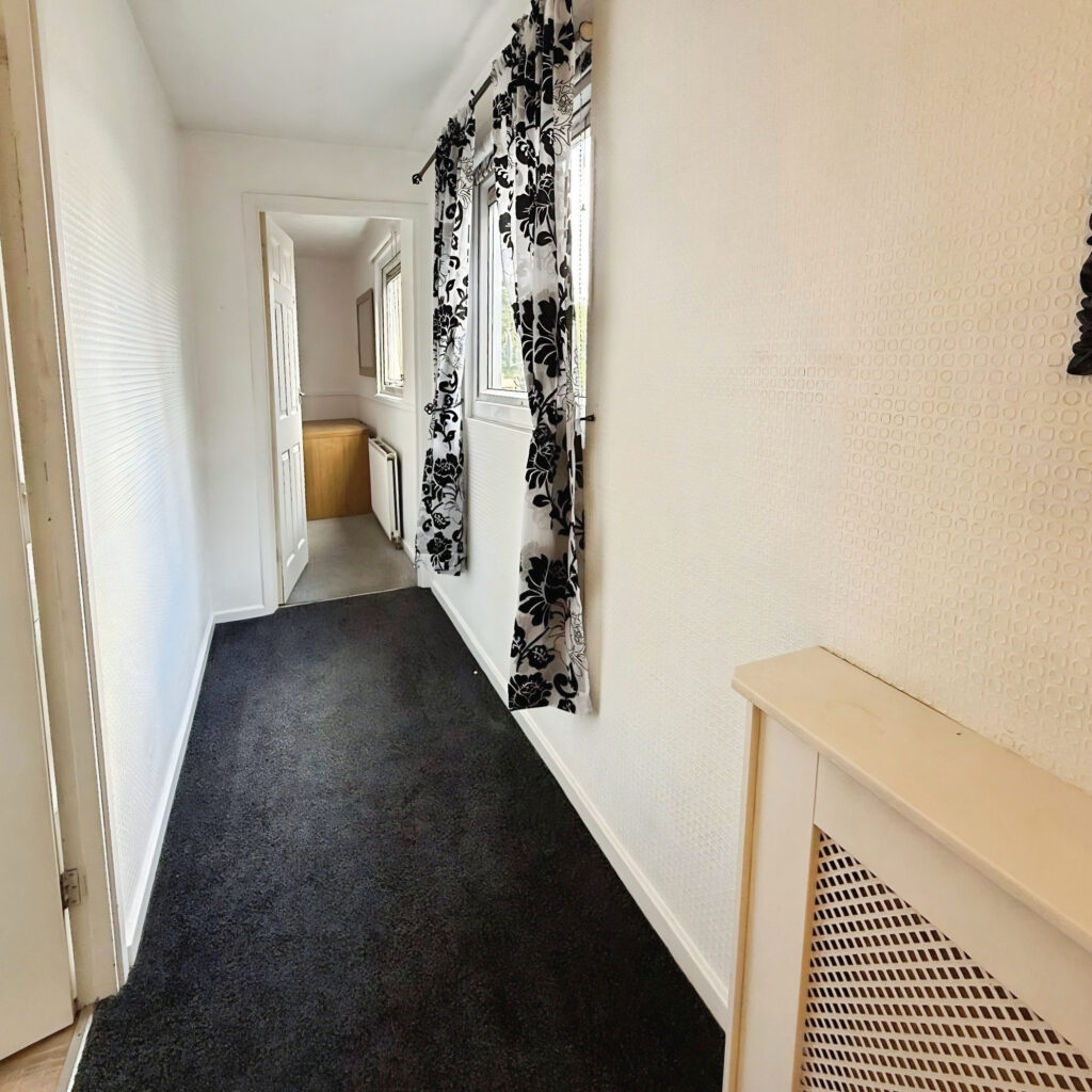 Orkney Close, Blackburn, BB1 - image 15
