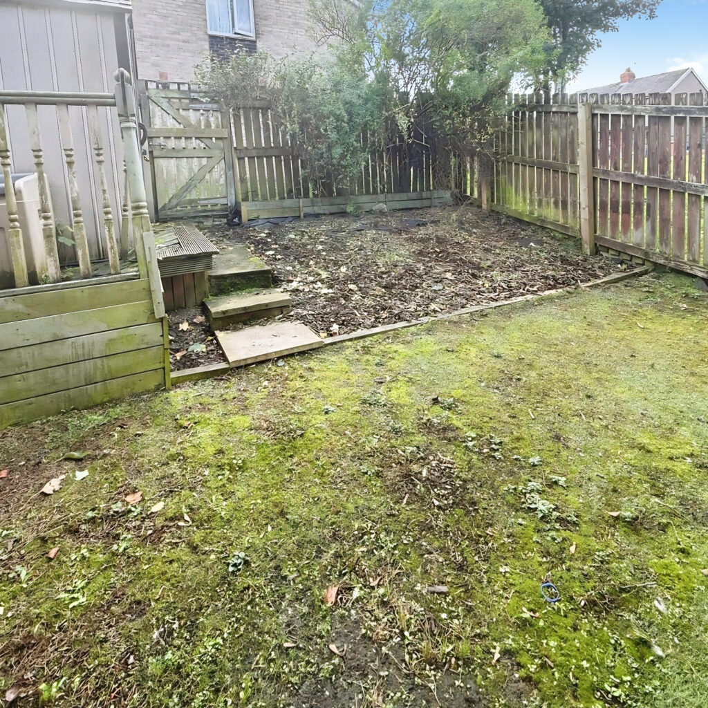 Orkney Close, Blackburn, BB1 - image 19