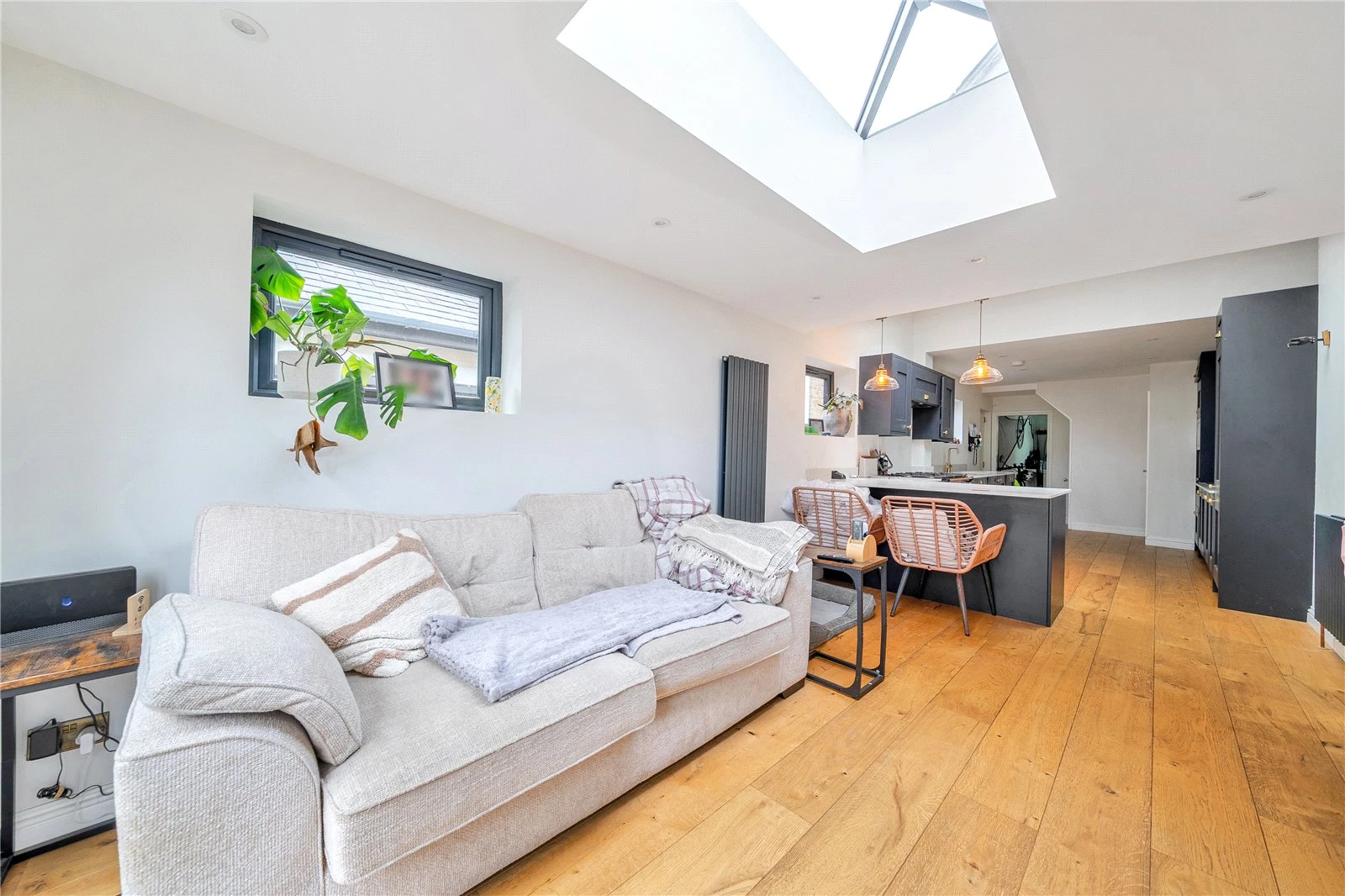 Russell Road, Walton-On-Thames, KT12 2LA - image 12