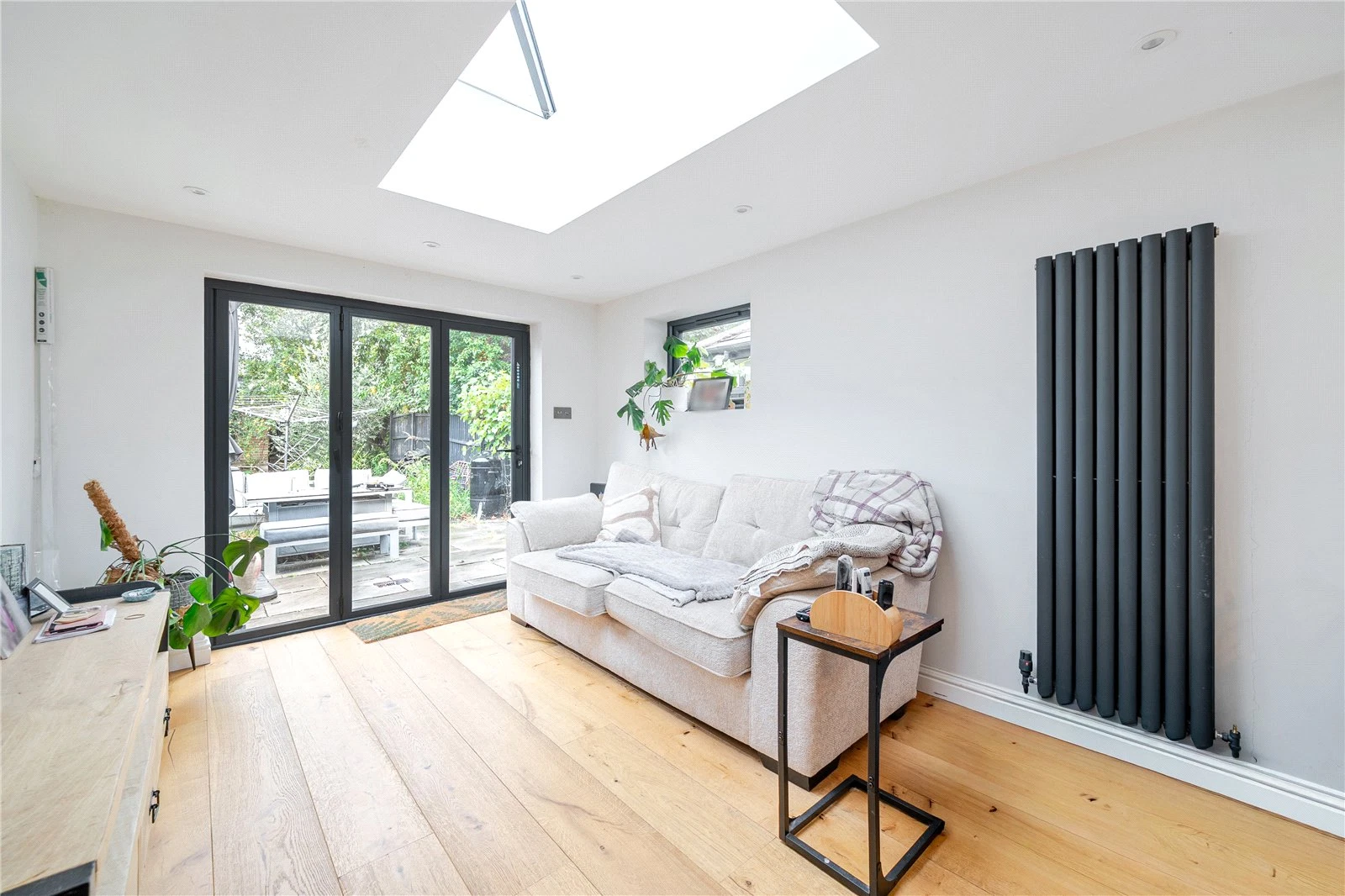 Russell Road, Walton-On-Thames, KT12 2LA - image 6