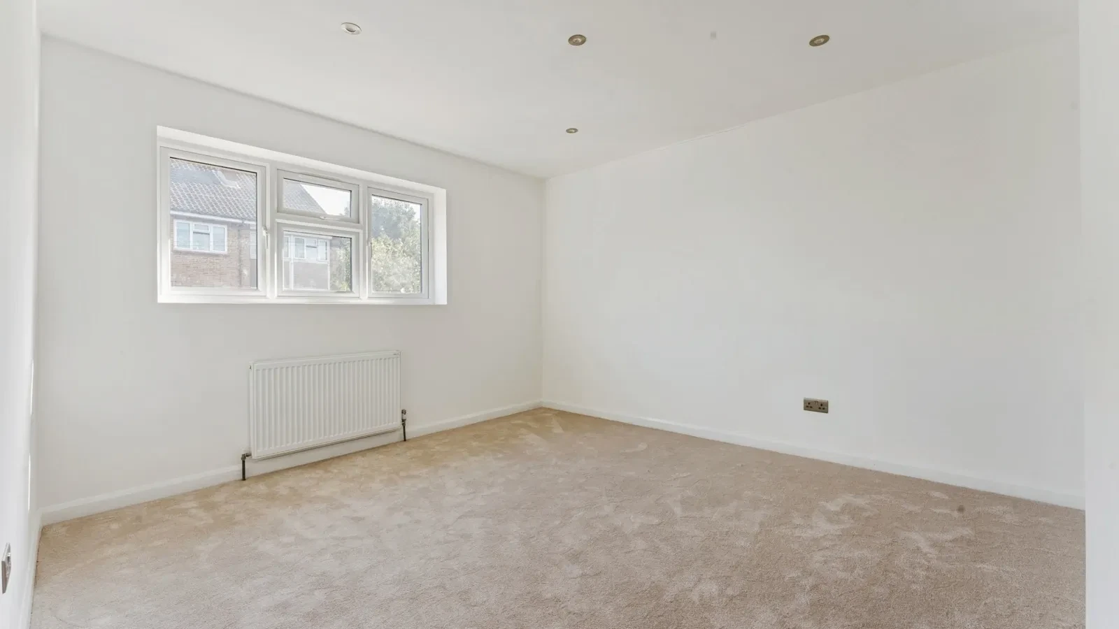 Grosvenor Road, Leyton, E10 - image 14