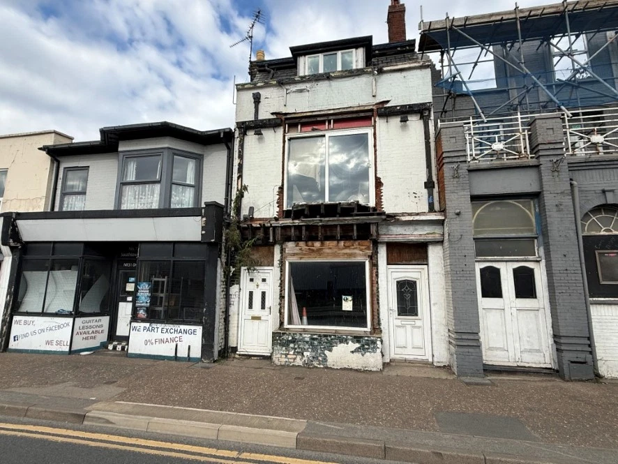 6 Southtown Road, Great Yarmouth, Norfolk NR31 0HU - image 1